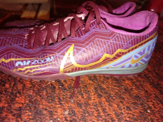 Сороконіжки Nike Air Zoom Mercurial TF З аукціону