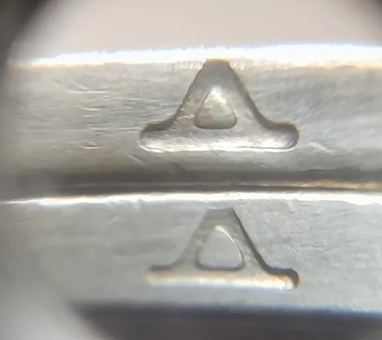 Купити (6965) 1 гривня 2010 1БА1, 1БА2 - 2 монети одним лотом (1 гривна 2010)