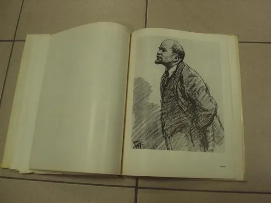 книга альбом ленин рисунки жукова 1966 москва №13345м Де купити