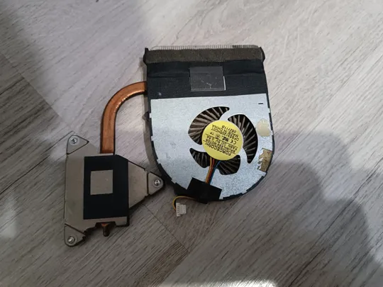 Купити Система охолодження (кулер) для ноутбука Lenovo IdeaPad B575 V575 Z575 (60.4PN07.001)