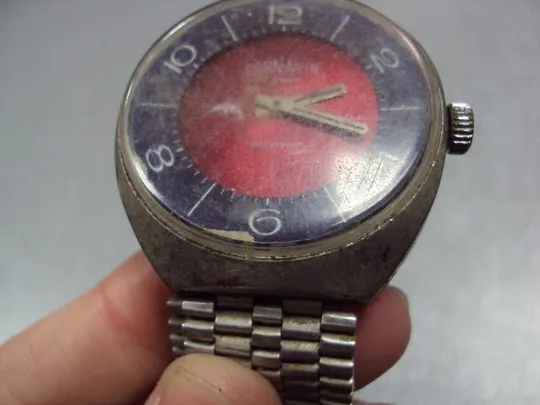 Наручные часы Cornavin Корнавин 17 камней с красным циферблатом Марлин с браслетом длина 21см №12062 Інтернет-аукціон