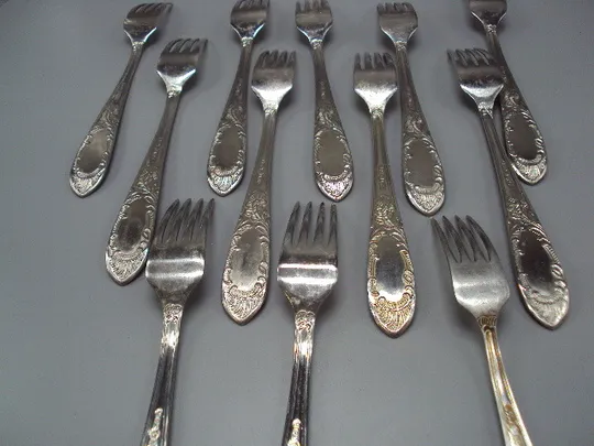 Столовые приборы вилки нерж узор нержавейка длина 21 см и десертная вилка 18,6 см лот 12 шт №18640в Торговий майданчик