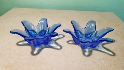 фото, Свічники 2шт набор блакитні скляні квітки Словакія Вживане