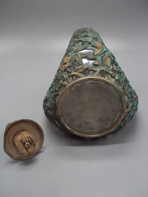 Штоф графин Китай 80-е года стекло, металл узор цветы в оплетке высота с крышкой 27,7 см №13952 Недорого