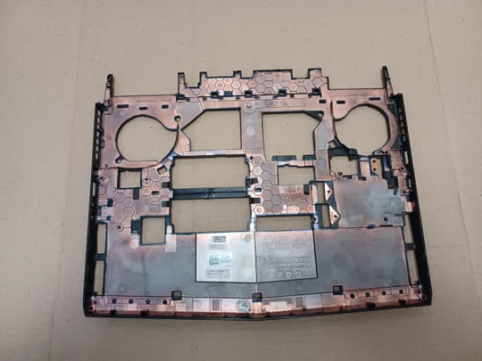 Купити номер1058-3 Кришка дно 0N6KFV AP1Q7000400 для  Dell Alienware 13 R3 піддон корпуса Нижний корпус для ноутбука Низ Корпус D оригінал