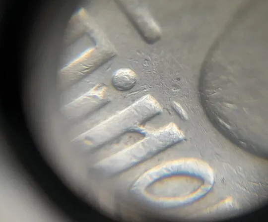 (7573) 10 копійок 2005 2ИБм 2ИВм - 2 монети одним лотом (10 копеек 2005 2ИБм, 10 копеек 2005 2ИВм) Інтернет-аукціон