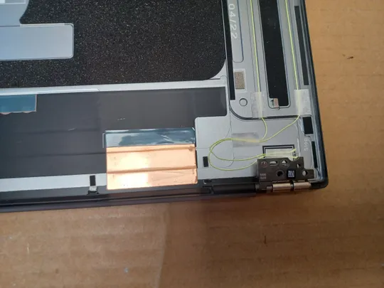 номер1056-3 кришка матриці 0mrp41 з петлями для Dell  XPS17 XPS 17 9700 Precision 5750 Кришка дисплея Тильна кришка Корпус матриці Верхня кришка matrix cover Top Case LCD Cover Rear Lid Back Cover Housing Cabinet оригінал Недорого