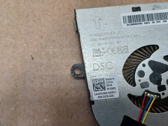 номер1065-26  Вентилятор кулер FAN 0FX0M0 DC28000K9R0 для  DELL Latitude 3590 Inspiron/Vostro 3580 3581 3780 3781 5570 5575 5770 5775 G3 3579  оригінал З аукціону