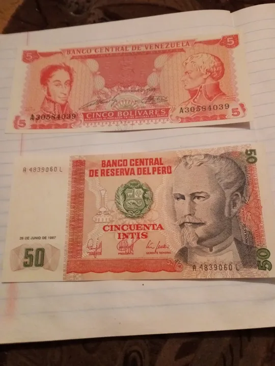 Купюры стран Европы и Южной Америки,5 шт,пресс Ціна