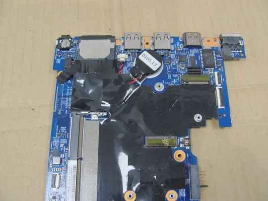 номер0251-1  материнська плата Mainboard Материнка Основна плата Системна плата Плата системи Laptop motherboard мамка  ноутбучна плата  РОБОЧА  SR2ZV i7-7500U 02HL396 448.0AB07.0011 для Lenovo ThinkPad T570 оригінал З аукціону