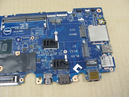 691-36 материнська плата AAZ60 LA-C461P SR2F0  i5-6300U для Dell Latitude E7470 7470 оригінал З аукціону