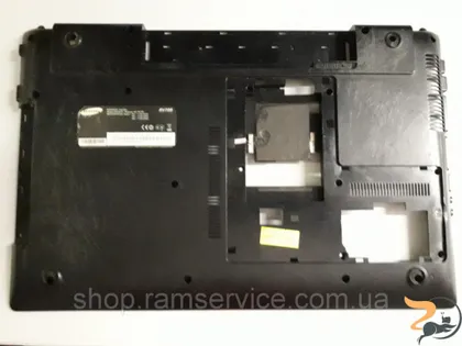 фото, Нижня частина корпуса для ноутбука Samsung RV709, б/в