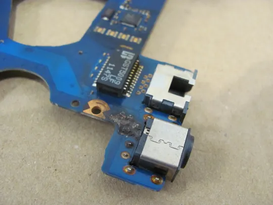 407-14 материнська плата BA41-01822A  для  Samsung NP305 NP305E7A  305E   оригінал На торгах