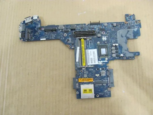 номер0173-11 материнська плата,Mainboard,Материнка,Основна плата,Системна плата,Плата системи,motherboard SR046 i5-2540M LA-6611P для DELL E6320 оригінал Ціна