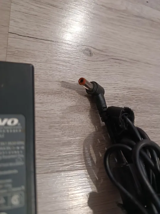 Зарядний пристрій, адаптер , блок живлення для ноутбуків Lenovo 20V - 4.5A 90W оригінал  (5,5*2,5мм) З аукціону