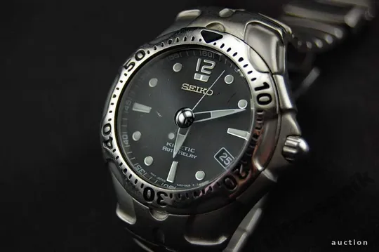SEIKO Kinetic AutoRelay дата 200м черный. оригинал З аукціону