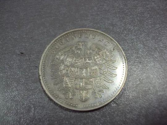 жетон германия президент 1984-1994 Richard von Weizsäcker Рихард фон Вайцзеккер серебро 15 г №8008 Де купити