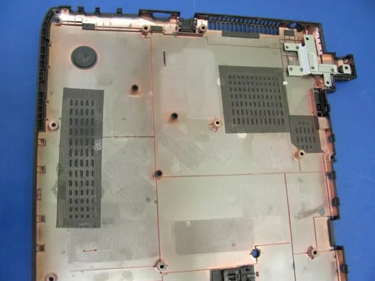 №2-40 Кришка (дно, корито, піддон) корпуса 30B800-FT1021 для MEDION AKOYA S6212T оригінал З аукціону