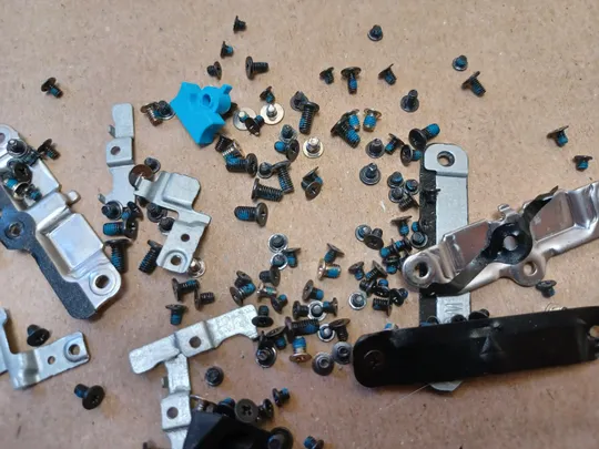 номер1059-10 комплектуюче кріплення гвинти для  DELL Latitude 5520 5521 Precision 3560 3561  оригінал Продаж