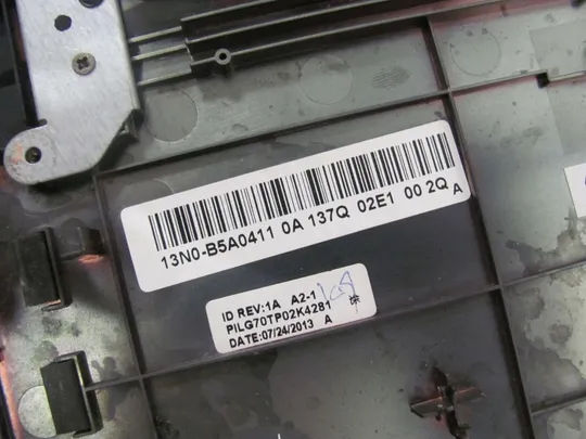 номер0299-1 Кришка панель палмрест та тачпад 13N0-B5A0411 для LENOVO IdeaPad G710 G700 оригінал З аукціону