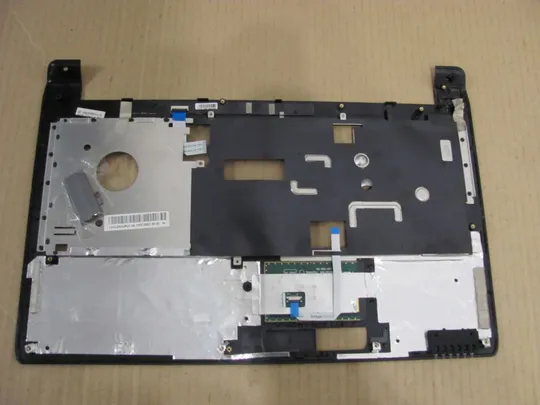Купити 486-5 Кришка панель палмрест та тачпад 13N0-ZKP0K01 для MEDION P6816 E6228 оригінал