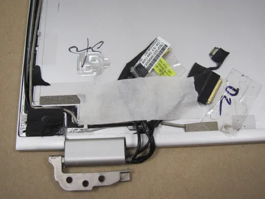 643-6  кришка матриці 6070B1063701  з петлями і шлейфом  для HP ELITEBOOK X360 1030 G2  оригінал Продаж