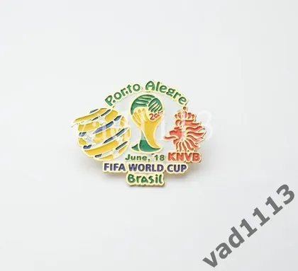 фото, Футбол - матчевый значок из серии  "Чемпионат Мира 2014"  Австралия - Нидерланды