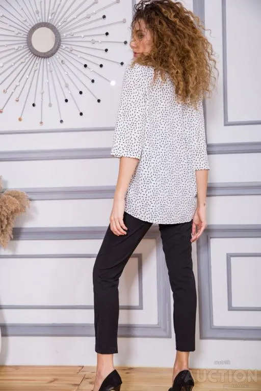 Блуза с поясом, белого цвета в принт, 172R20-1 Де купити