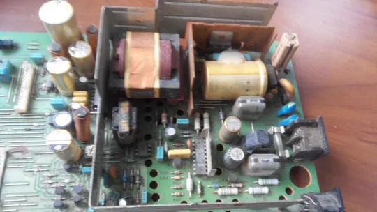 ПЛАТА від відеомагнітофона GRUNDIC З БЛОКОМ ЖИВЛЕННЯ Недорого