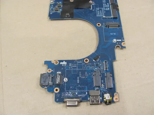 638-20  материнська плата SR340  i5-7300U CDM70 LA-E081P  для  Dell Latitude E5480 оригінал З аукціону