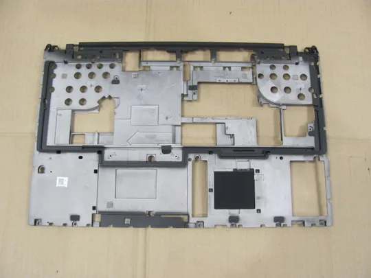882-4 середня частина корпусу  AM16Z000400  для Lenovo Thinkpad P52 оригінал Ціна