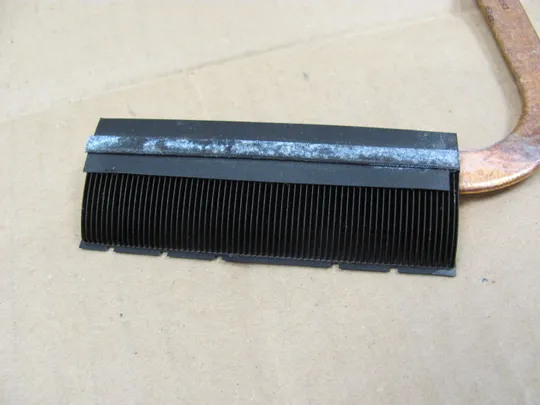 Купити номер0747-8 термотрубка охолодження 13N0-ZGA0101  для MEDION P7818 E7221 E7222 E7220 оригінал