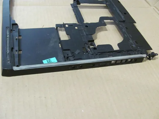 577-1 Кришка дно піддон корпуса AP1JM000500 0F9V34 для DELL Alienware 15 R3, оригінал Характеристики