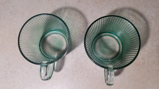 Чашки пара зелене кольорове ріфльоне скло 300мл Вживане Де купити