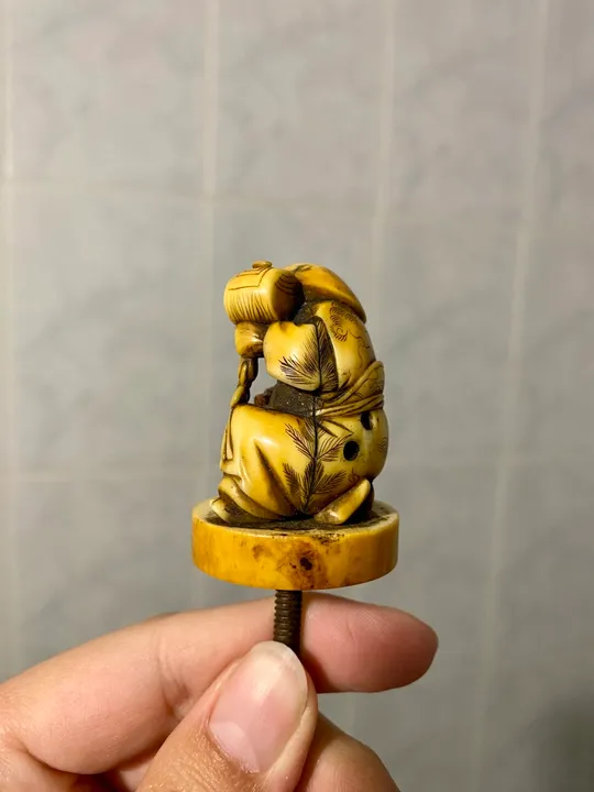 Купити Антикварна японська статуэтка нецке