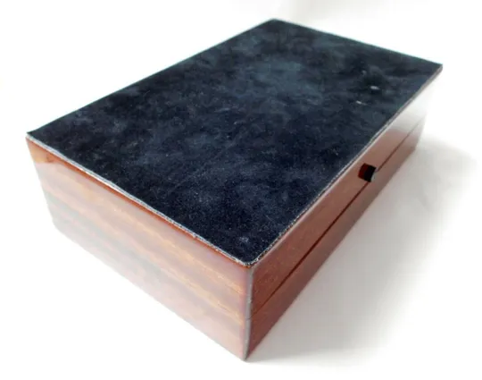 Советская Электробритва ХАРЬКОВ-109 110/220В Сувенирная Коробка СССР 1978 На торгах