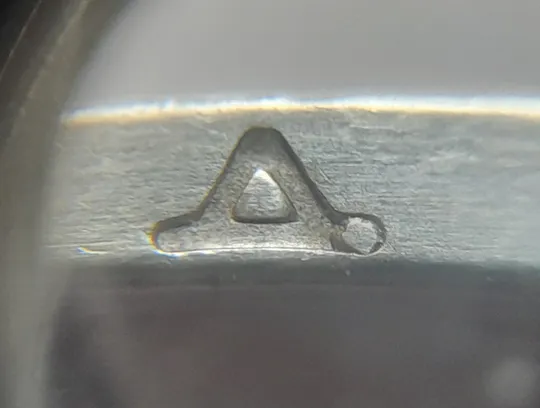 Купити (6357) 1 гривня 2005 викрошка у букві "Д" слова "ОДНА" на гурті (1 гривна 2005 брак)