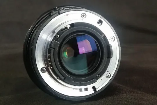 Об&#039;єктив Nikon AF телеобъектив Nikkor 70-210mm 1:4-5.6 Japan Ф62мм Вживане З аукціону