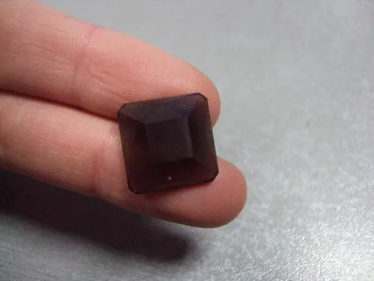 Камень Раухтопаз дымчатый кварц квадрат для ювелирных изделий вес 1,99 г размер 7х19х19 мм №13278 Продаж