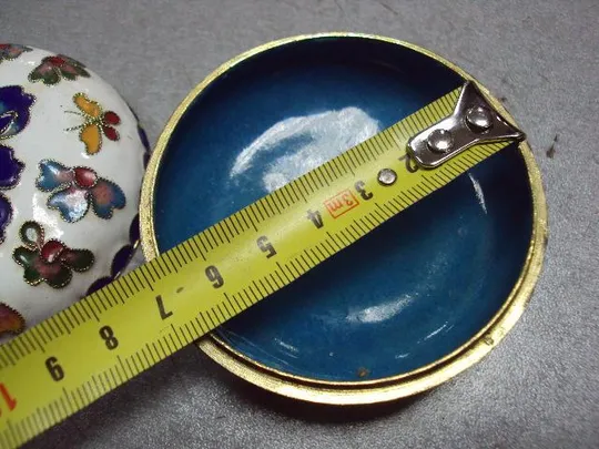 Шкатулка для украшений эмаль клуазоне с перегородками узор цветы высота 3,4см, диаметр 7,4см №13161 Характеристики