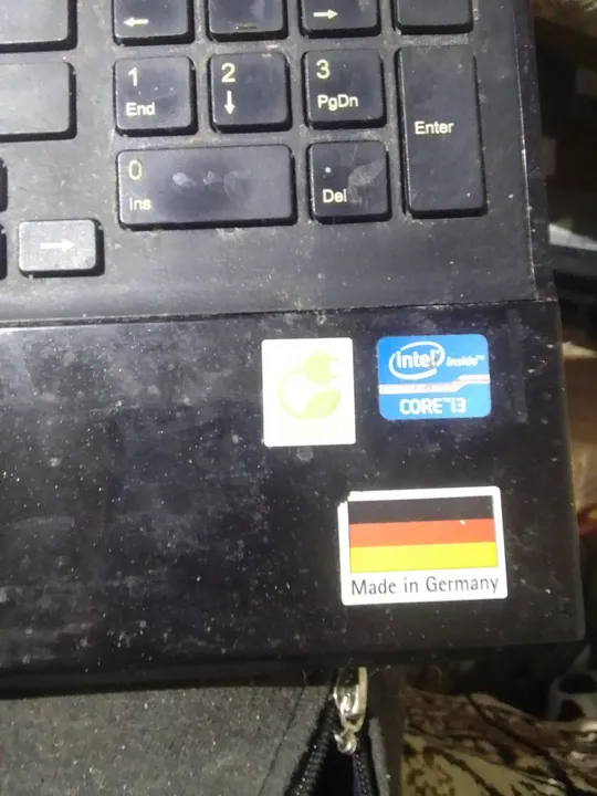 ноутбук fugitsu ah532 вид на фото.на запчастини.проц э. залитий був. З аукціону