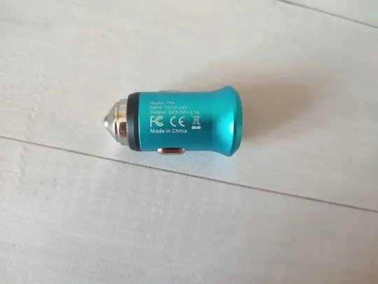 Зарядное устройство на 2 usb, адаптер зарядки от прикуривателя Де купити