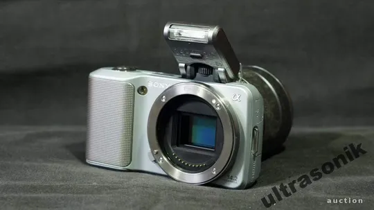 беззеркалка Sony NEX-3 14Mpix + объектив + вспышка Ціна