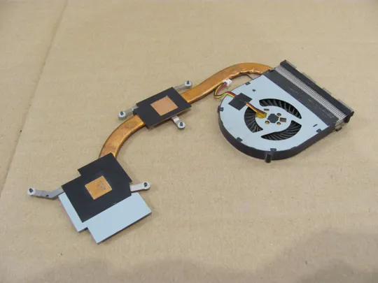 431-7 система охолодження 02WR7T 460.01B02.0001 для  Dell Inspiron 15 3000 3541 3542 3543 оригінал Де купити