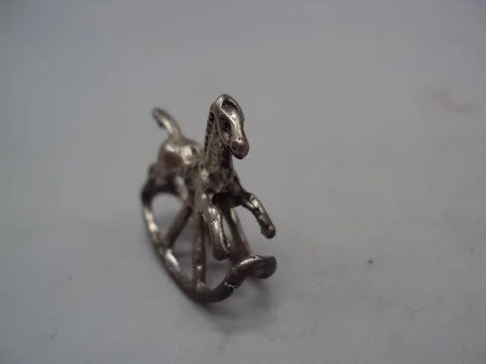 Фигура миниатюра статуэтка лошадка качалка лошадь конь серебро 800 проба вес 4,99 г высота 2,2см №39 Інтернет-аукціон