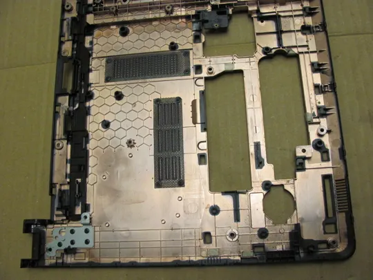 номер0201-1  Кришка, дно, піддон корпуса,Нижний корпус (дно) для ноутбука   Низ, дно, поддон,Нижняя часть AP1AP000A00 для   Dell Inspiron 15-5558, 5758 оригінал Де купити