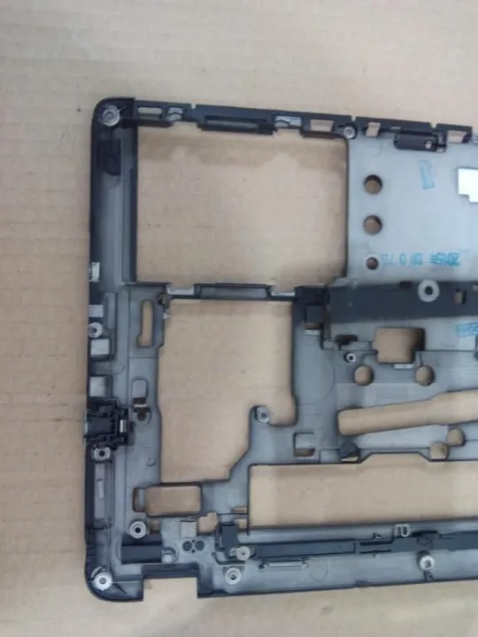 №351-6 Кришка дно піддон корпуса 6070B0676404 779684-001 для HP Probook 840 G2 оригінал З аукціону