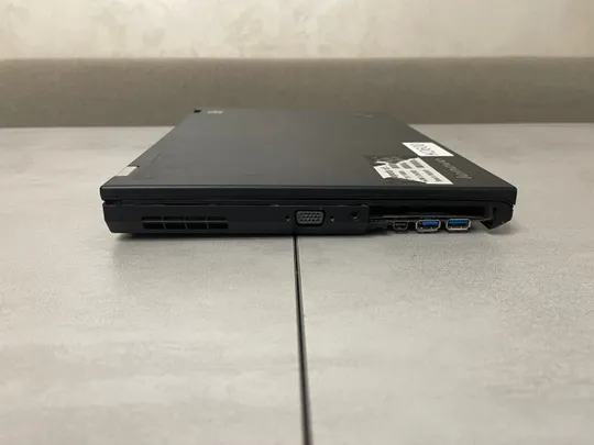 Комплектуючі, ноутбук на деталі Lenovo ThinkPad T430 - матриця, корпус, палмрест, кришка матриці та ін. Продаж