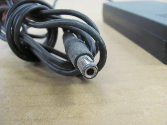 Блок живлення TOSHIBA PA2444U 15V 4A  6.3x3.0mm Продаж