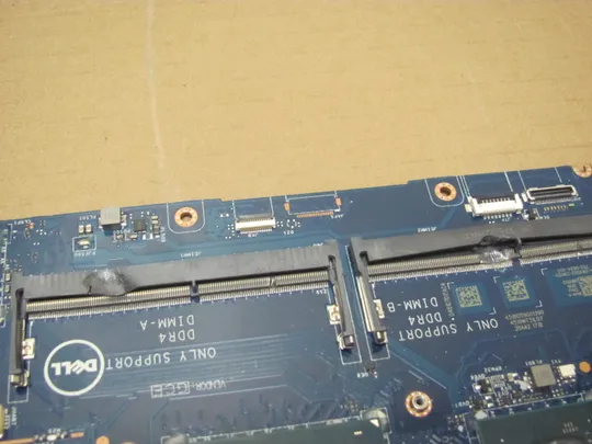 номер0944-10 материнська плата Mainboard Материнка Основна плата Системна плата Плата системи Laptop motherboard мамка ноутбучна плата AAM00 LA-C361P  SR2FU i7-6820HQ для  Dell Precision 5510, XPS 15 9550  оригінал Де купити